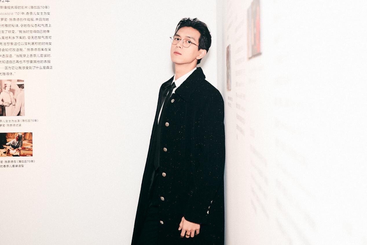 1581685086434596.jpg 李现20.jpg